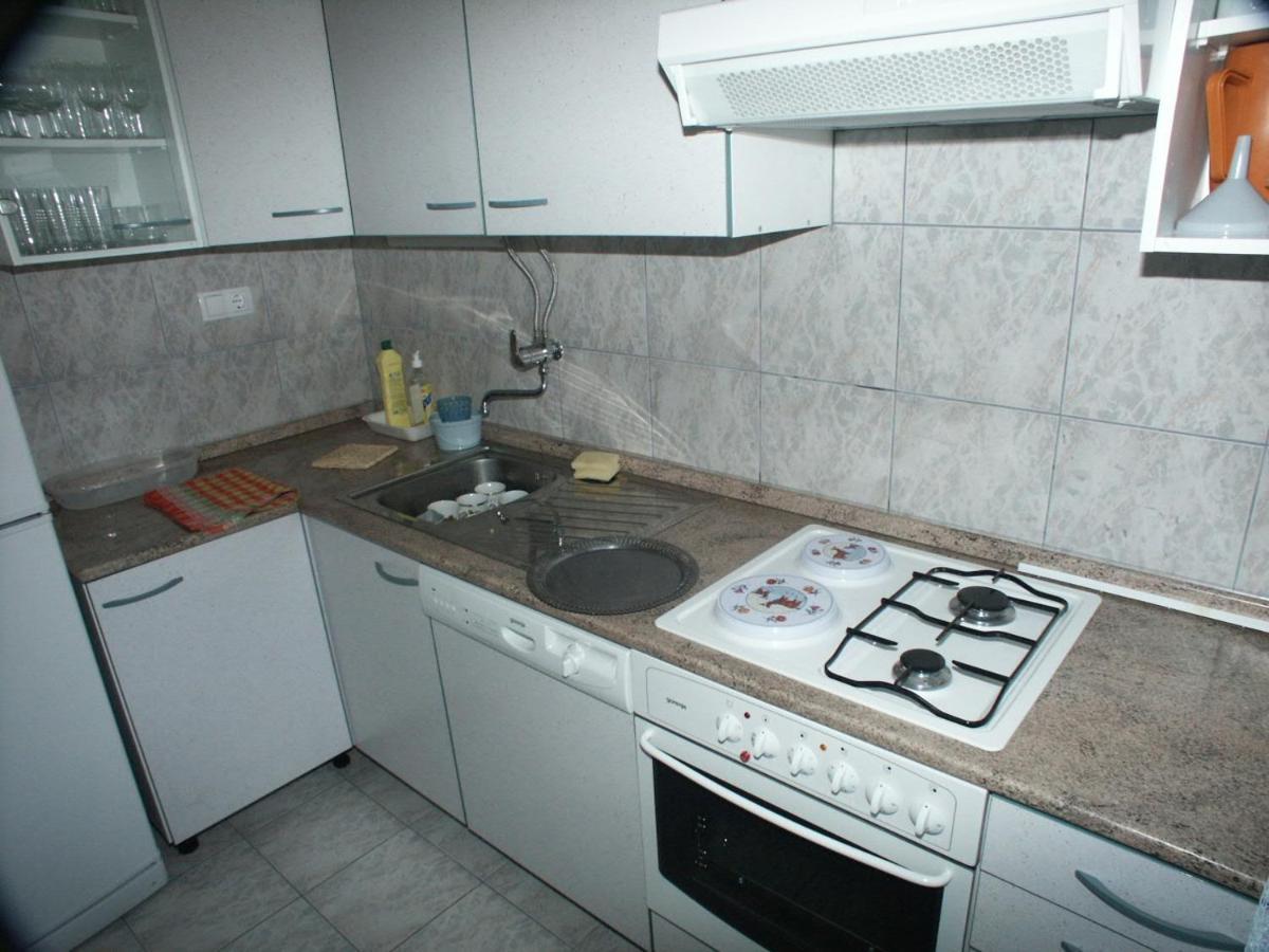Apartment By The Sea Jelsa, Hvar - 584