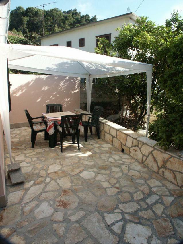 Apartment By The Sea Jelsa, Hvar - 584 *